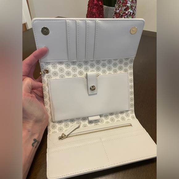 Swarovski Travel Wallet w/Wristlet Strap Winter White - Picture 6 of 11